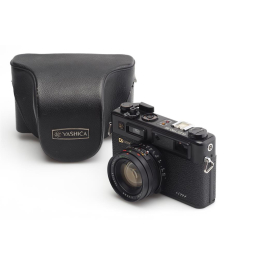Yashica GTN Electro 35 w. 1.7/45mm Color Yashinon DX & Case | JO GEIER