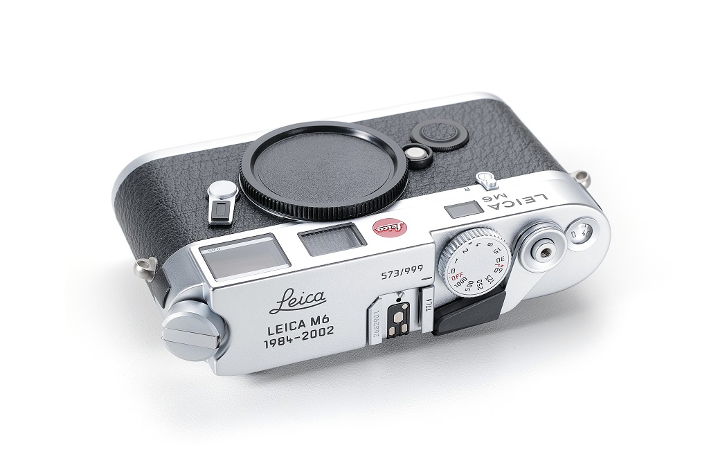 Chrome body of the Leica M6 TTL 'Die letzten 999 Leica M6'