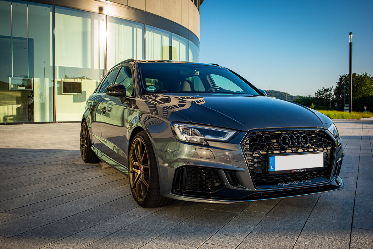 Audi RS3 with 35mm Lens