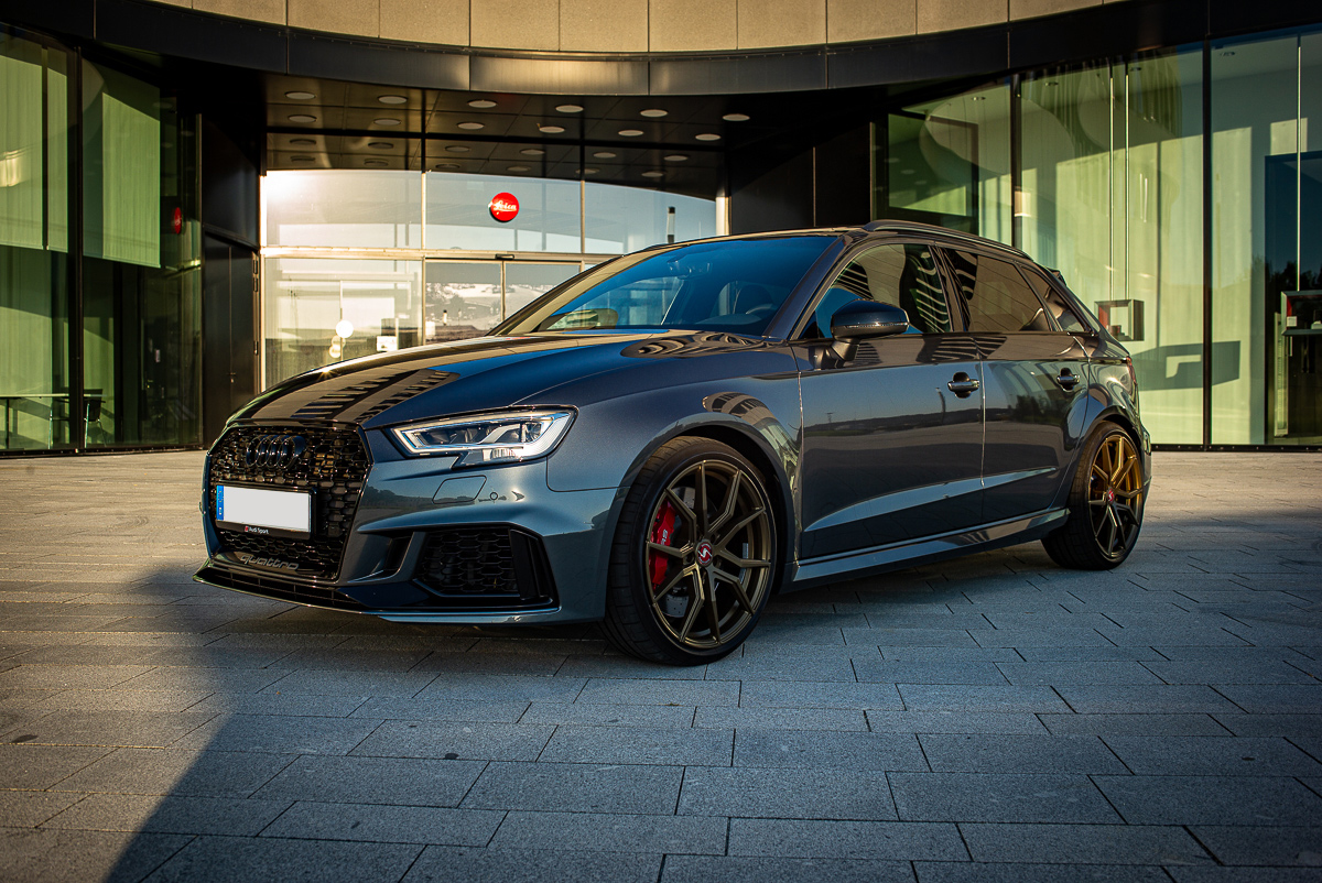 Audi RS3 with 35mm Lens