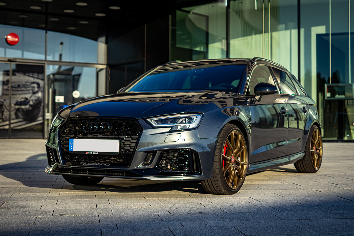 Audi RS3 with 50mm Lens